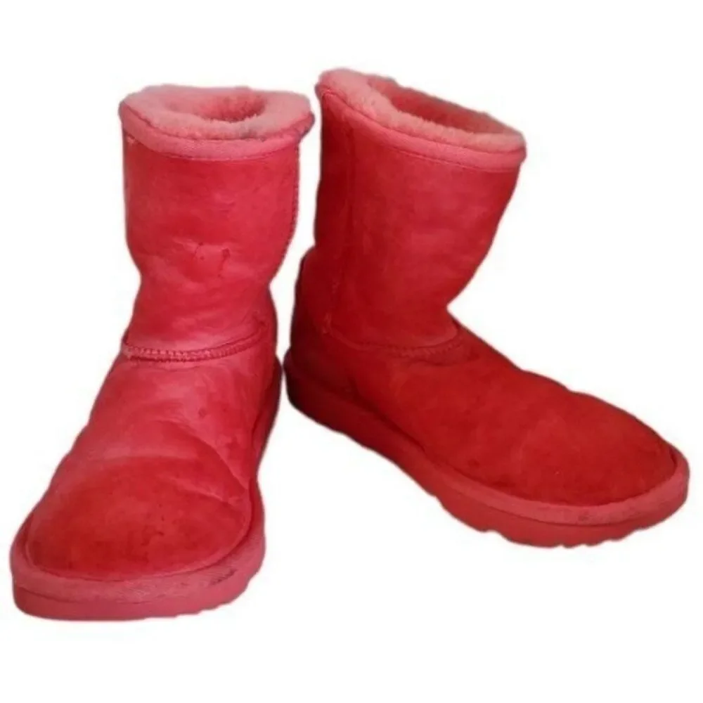 UGG Boots Classic Short II Samba Red Winter Snow BOOT BIG GIRLS YOUTH KIDS 4